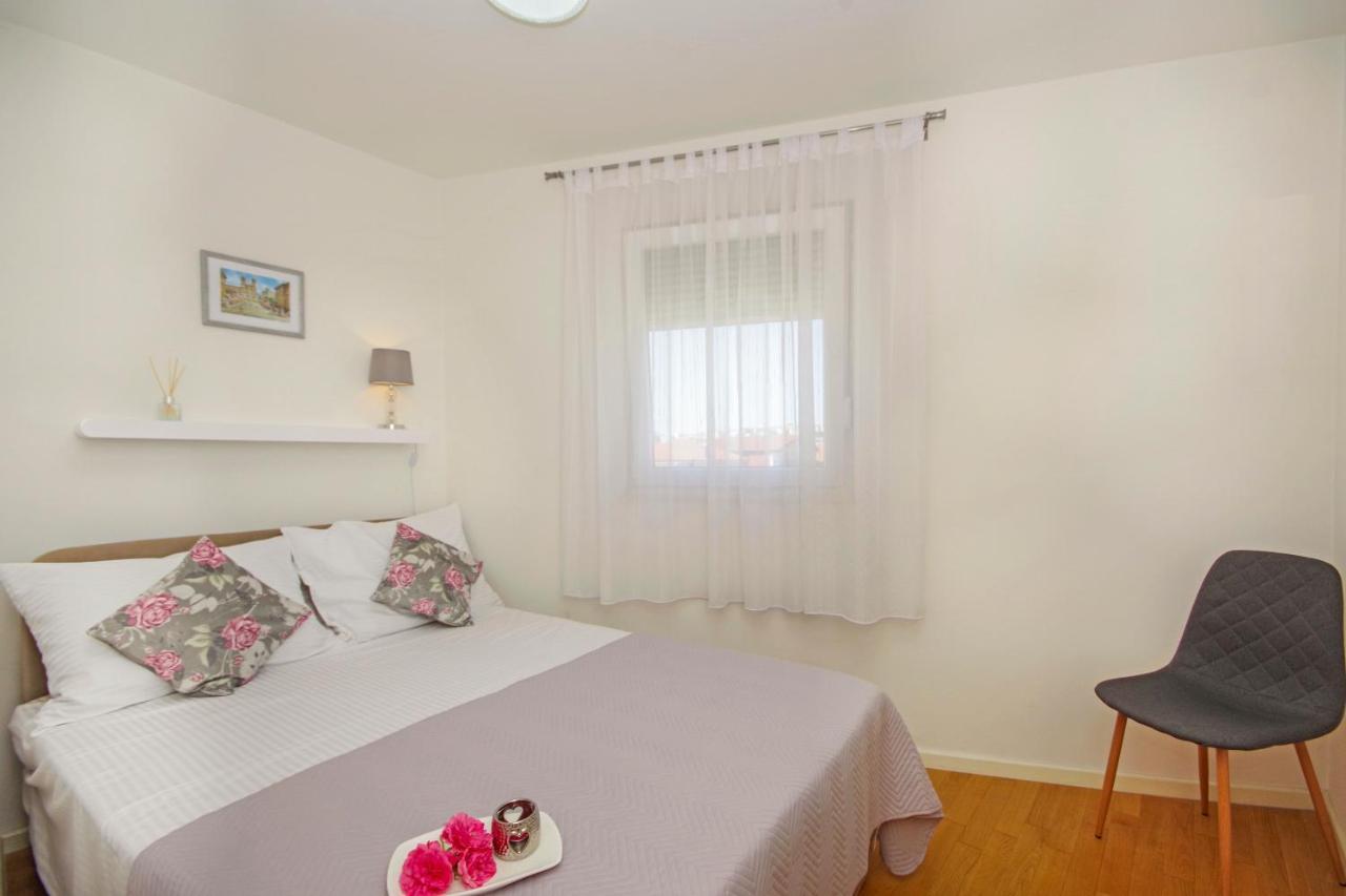 Sun Apartment
