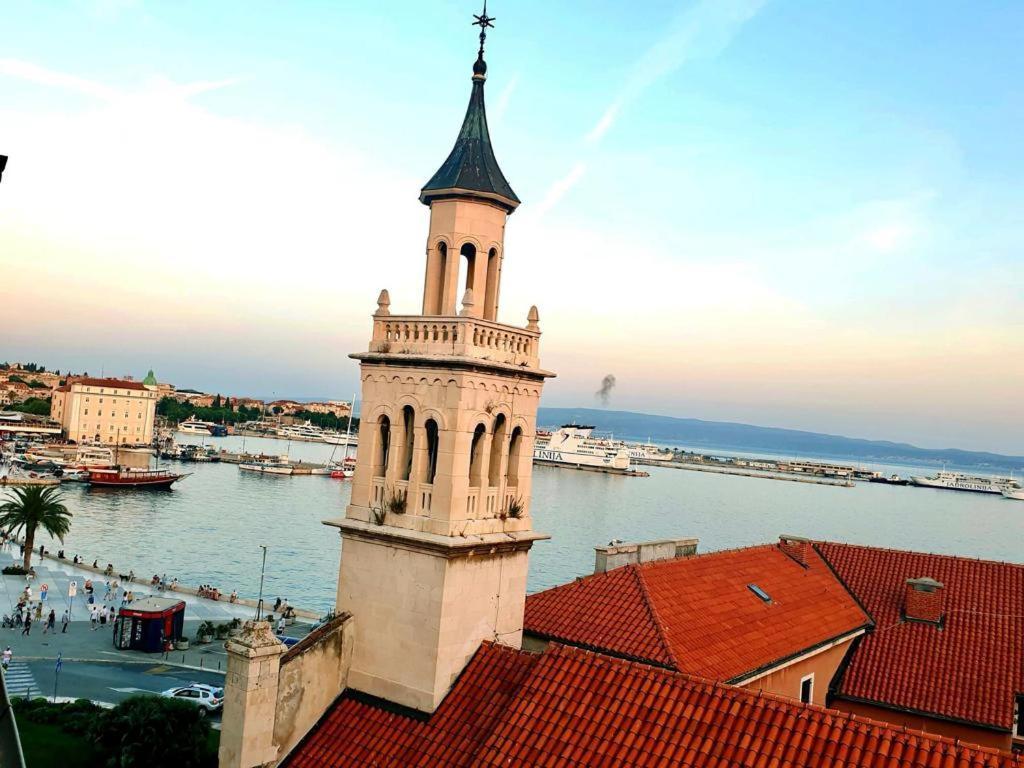 Top Of The Tops Center Apartment, Best Sea View In Town Appartement