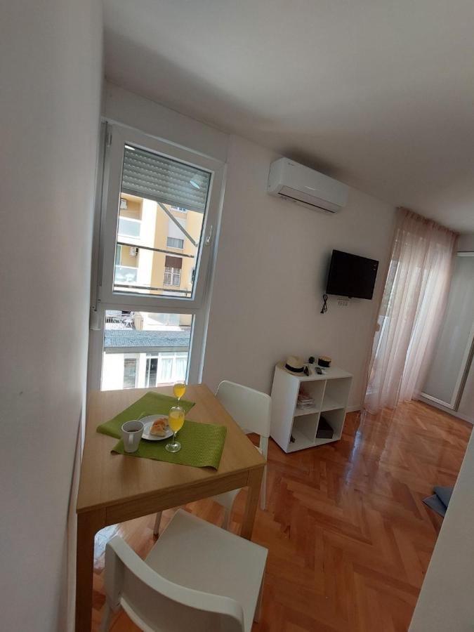Allegro Apartment Split