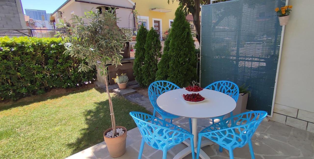 Garden * Split