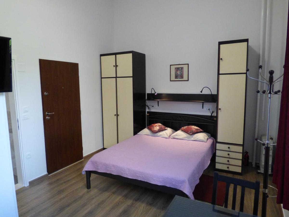 Apartman Mira Apartment *