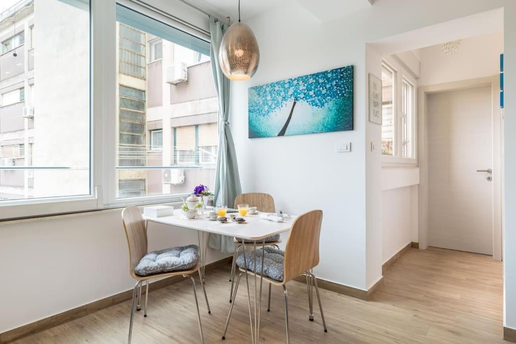 Brand New 1br Near Central Station, Old Town, Beach - 3 Minute Walking Split