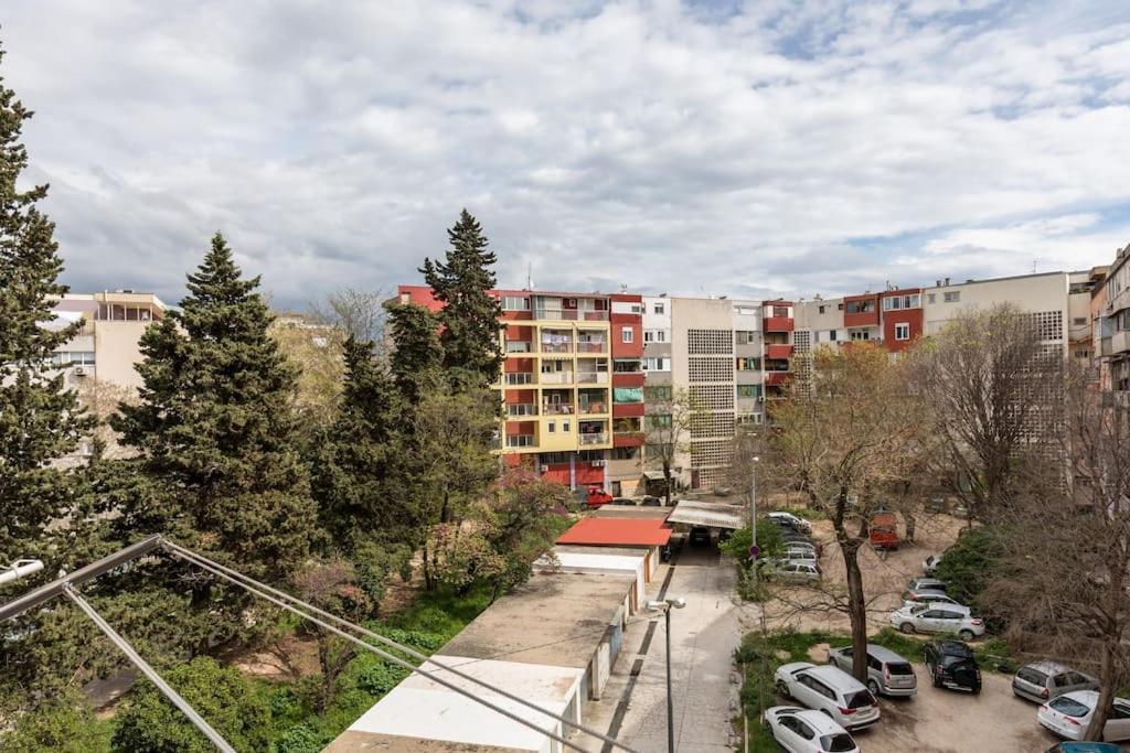 Brand New 1br Near Central Station, Old Town, Beach - 3 Minute Walking *