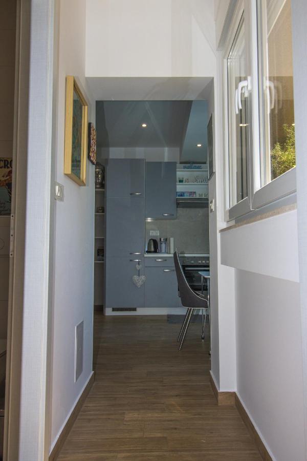 Brand New 1br Near Central Station, Old Town, Beach - 3 Minute Walking *