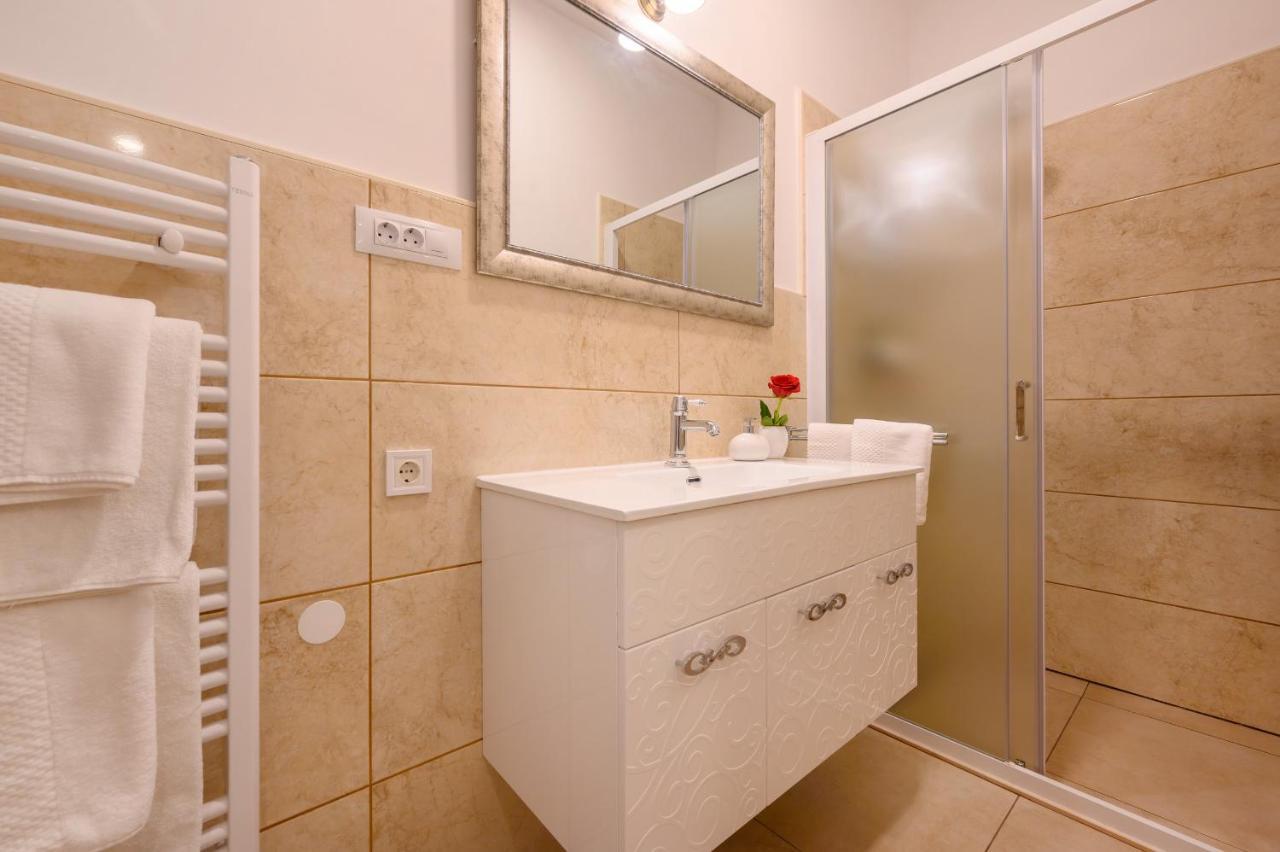 Summer Breeze Luxury 4* Split