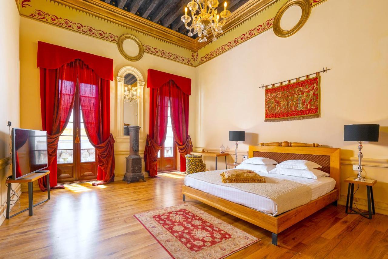 Luxury Serviced In Centre * Split