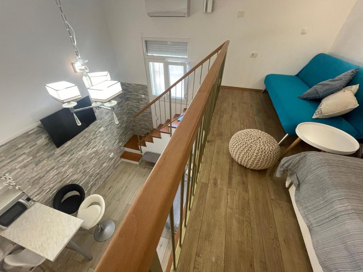 St-gallery Apartment *