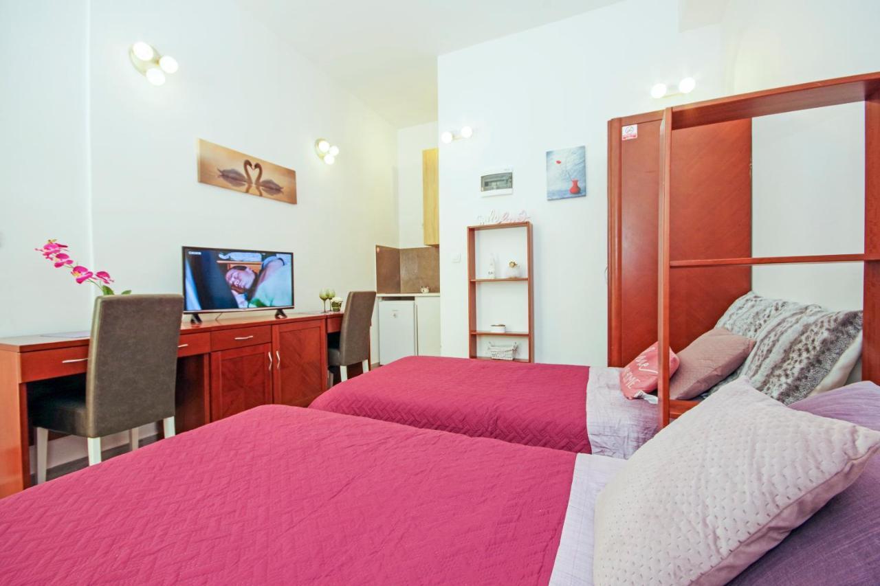 Studio Apartments Split *