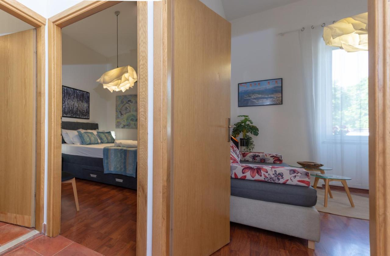 Apartman Cozy Central 3 Guests Split