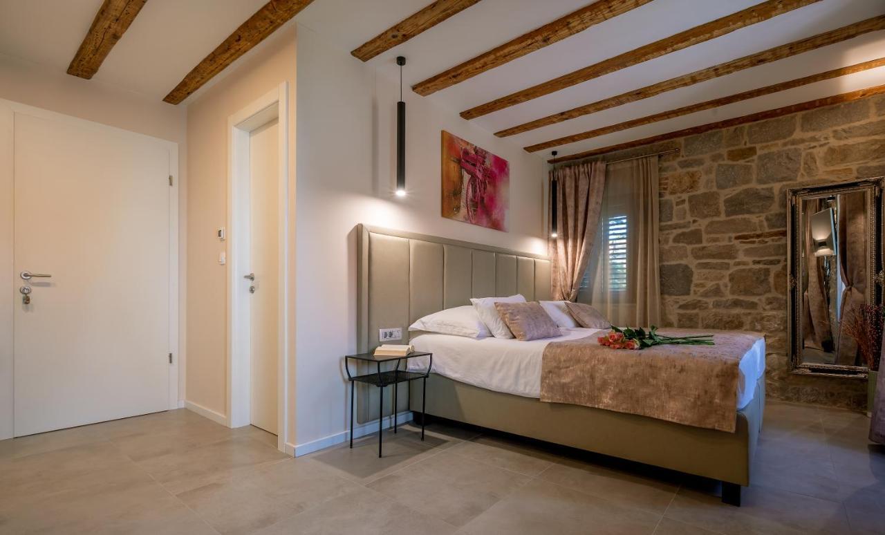 Old Spalatrum Luxury
