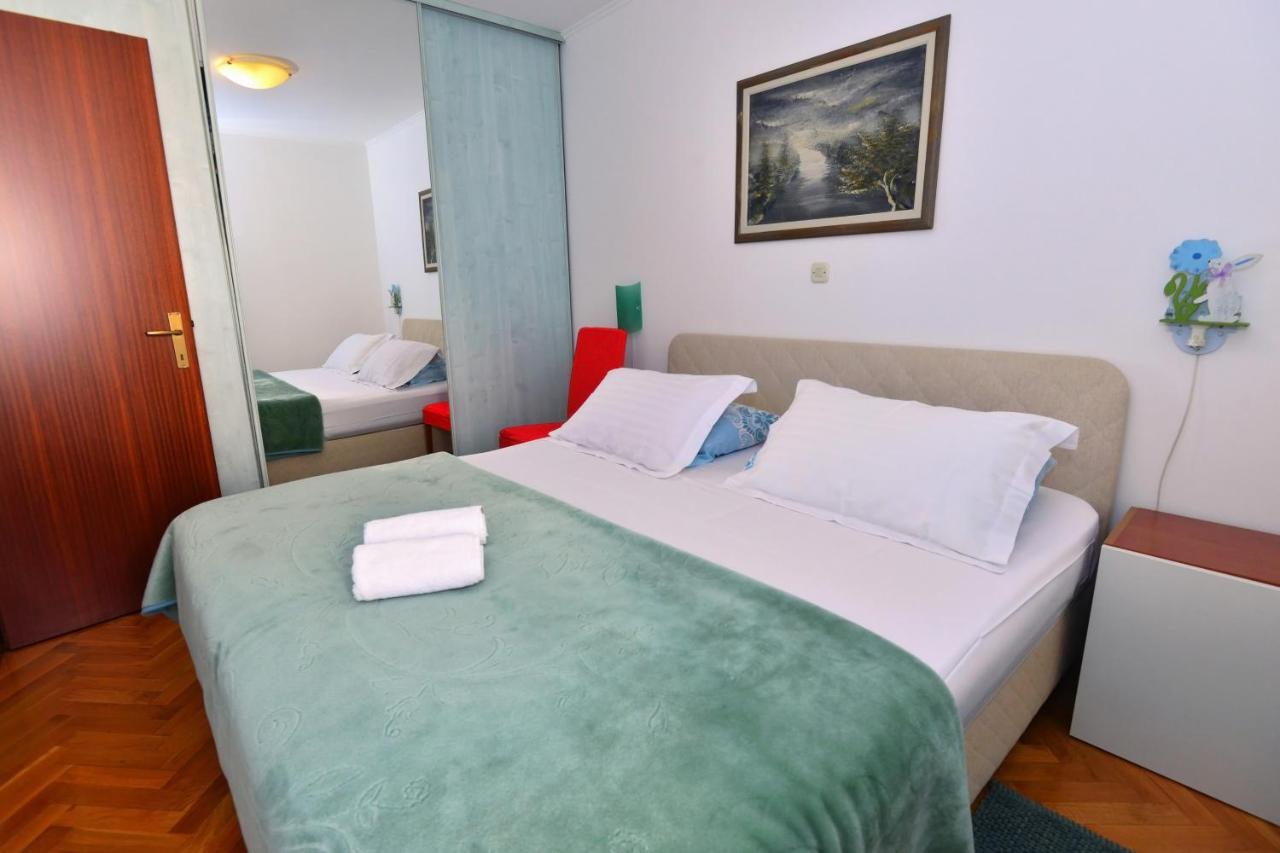 One Bedroom Terrace Parking Apartamento Split