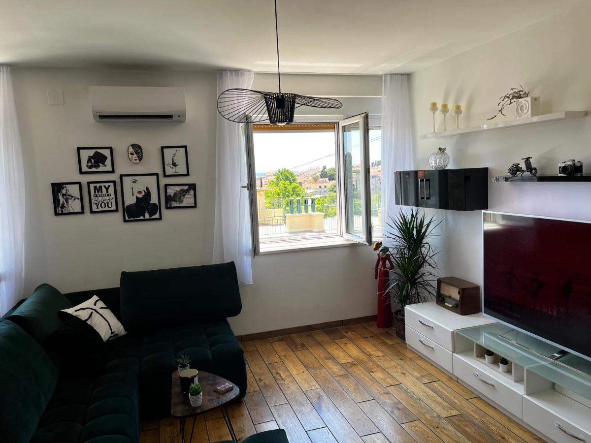 Luxury Lulu Apartman