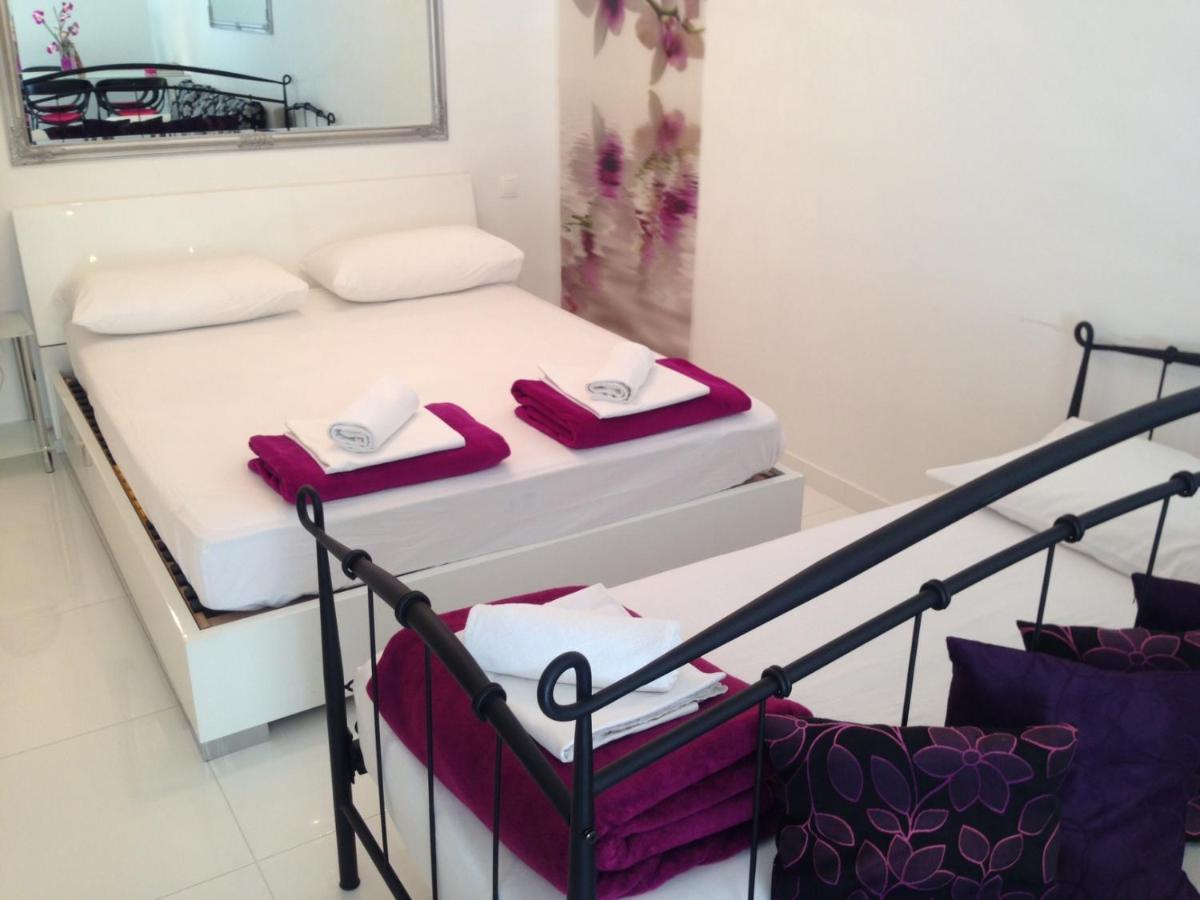 Guest house Studio Apartman 3*