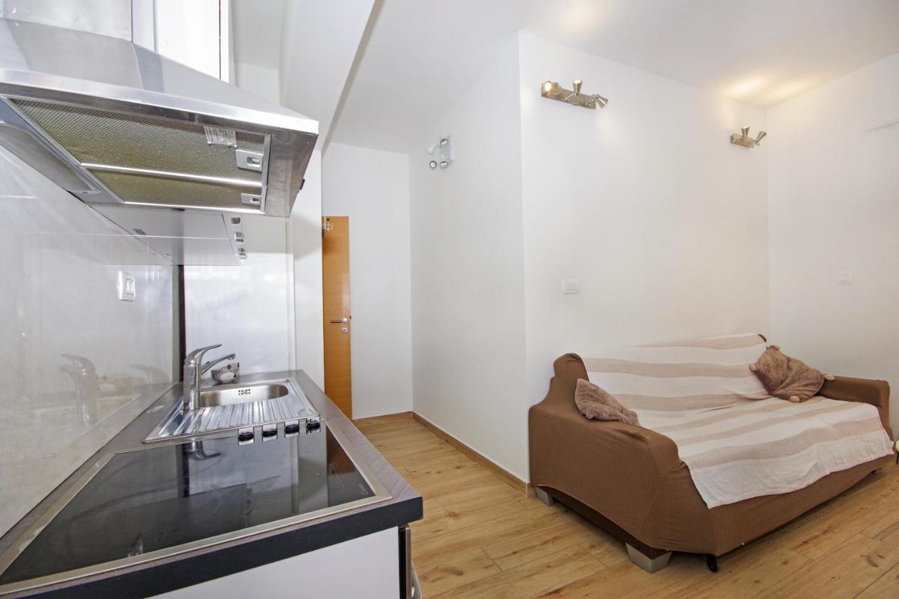 Apartment House Split * Split