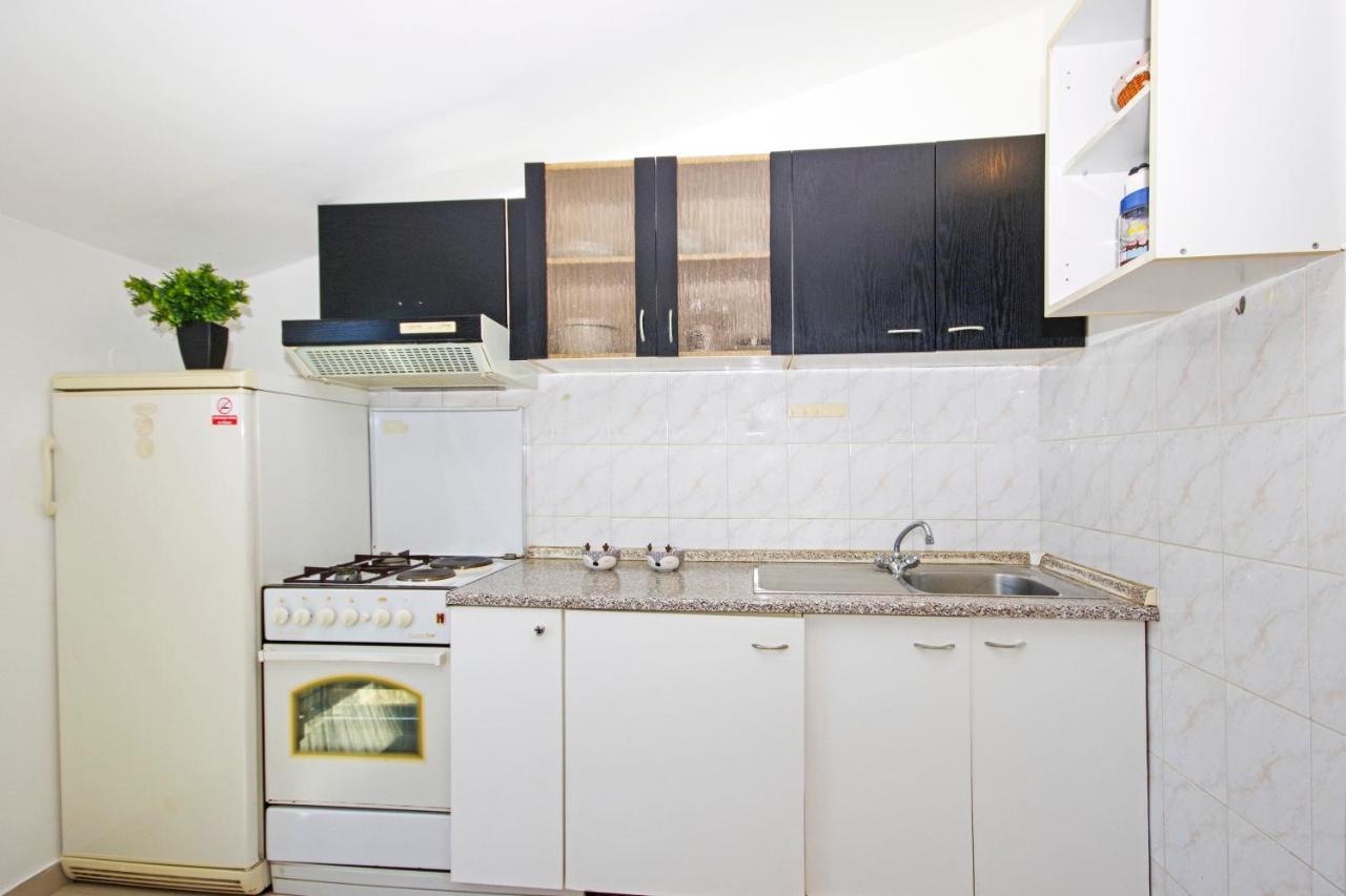 Apartment Apartment House Split *