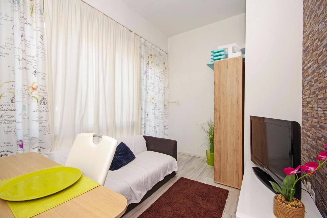 Apartment House Split * Split