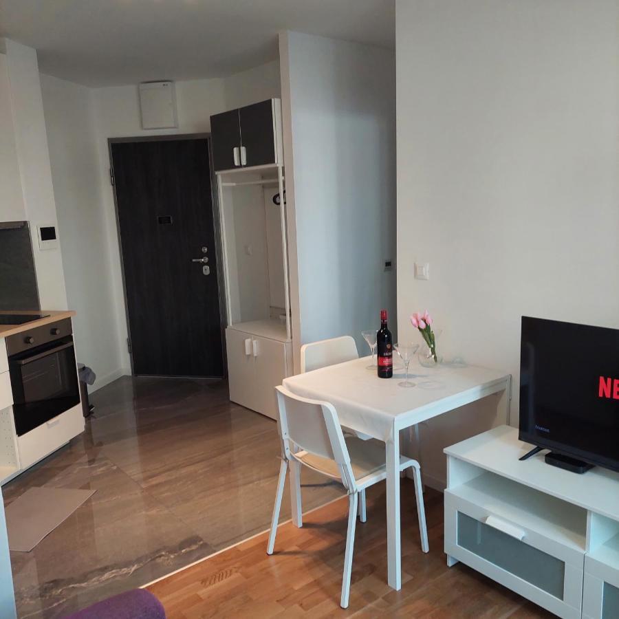 Apartment Paola With Free Private Parking Place *