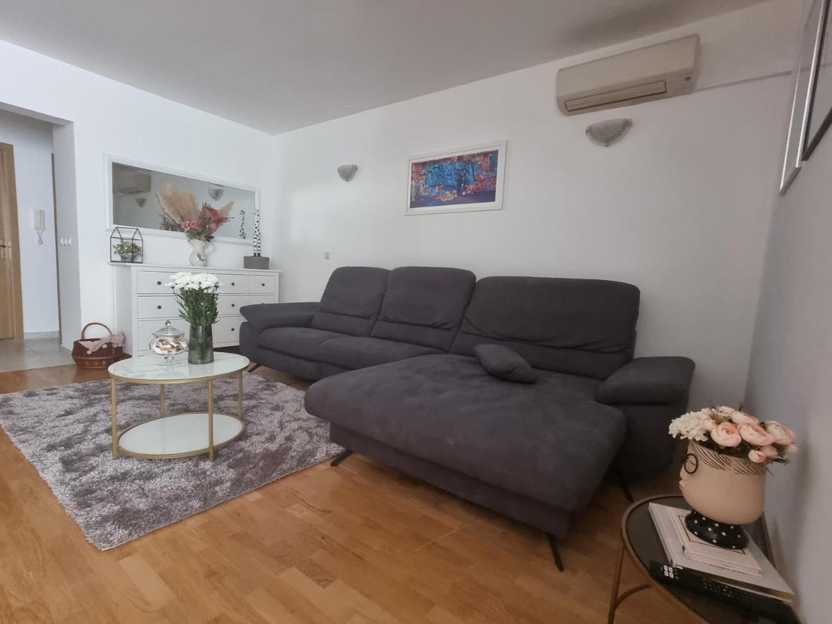 Zita Apartment