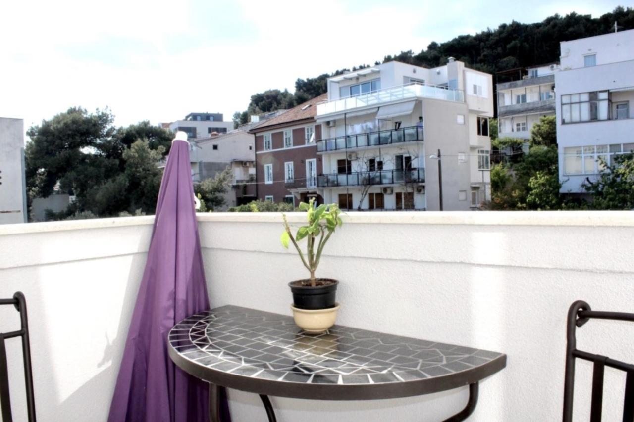 Apartment Miko - Location *
