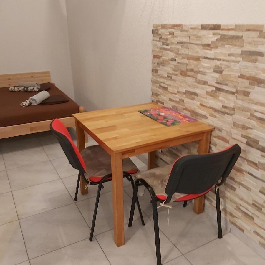 Rooms- Denis Split
