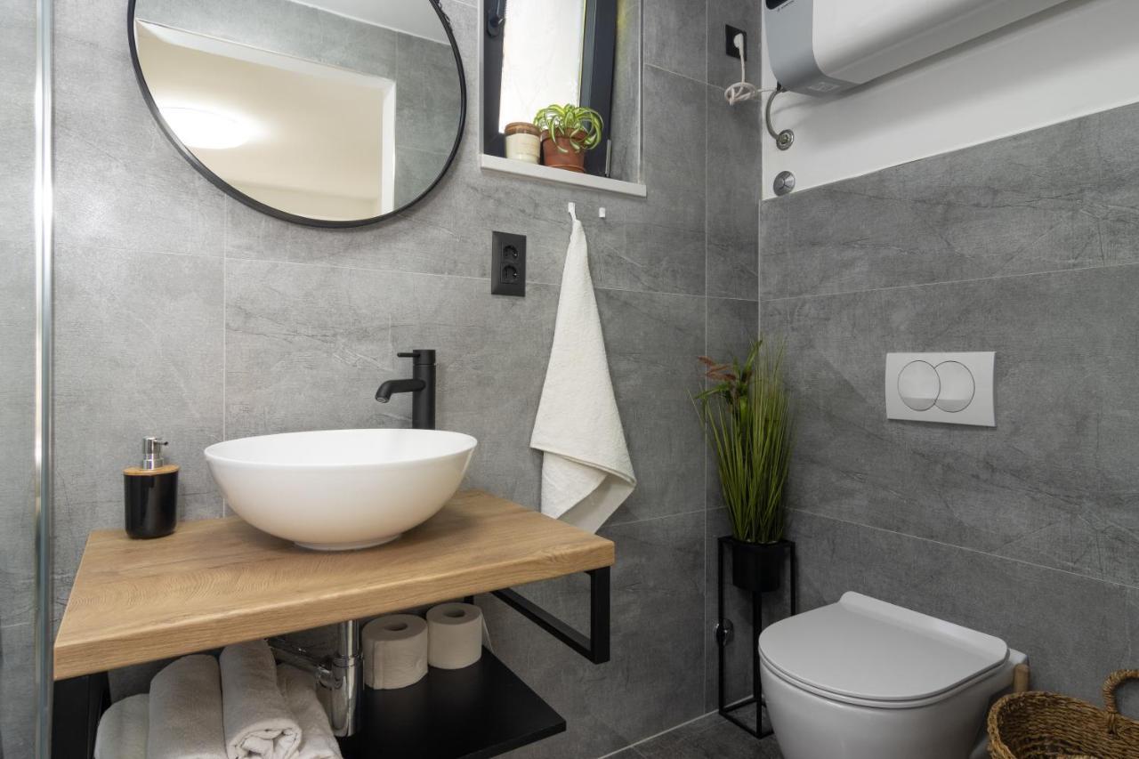 Apartment Tina In Centar With Parking *