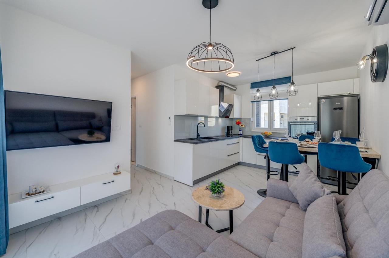 Luxury Giga Apartment Split