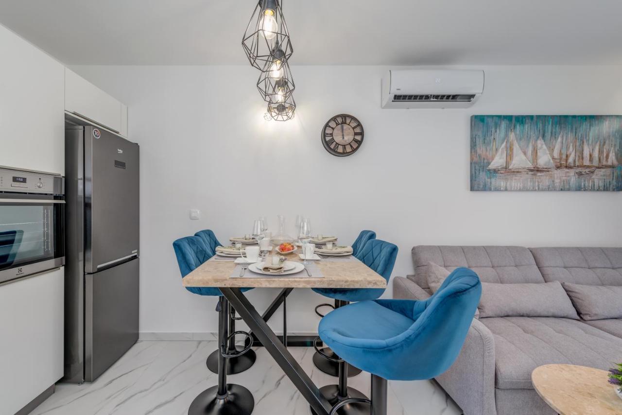 Luxury Giga Apartment *