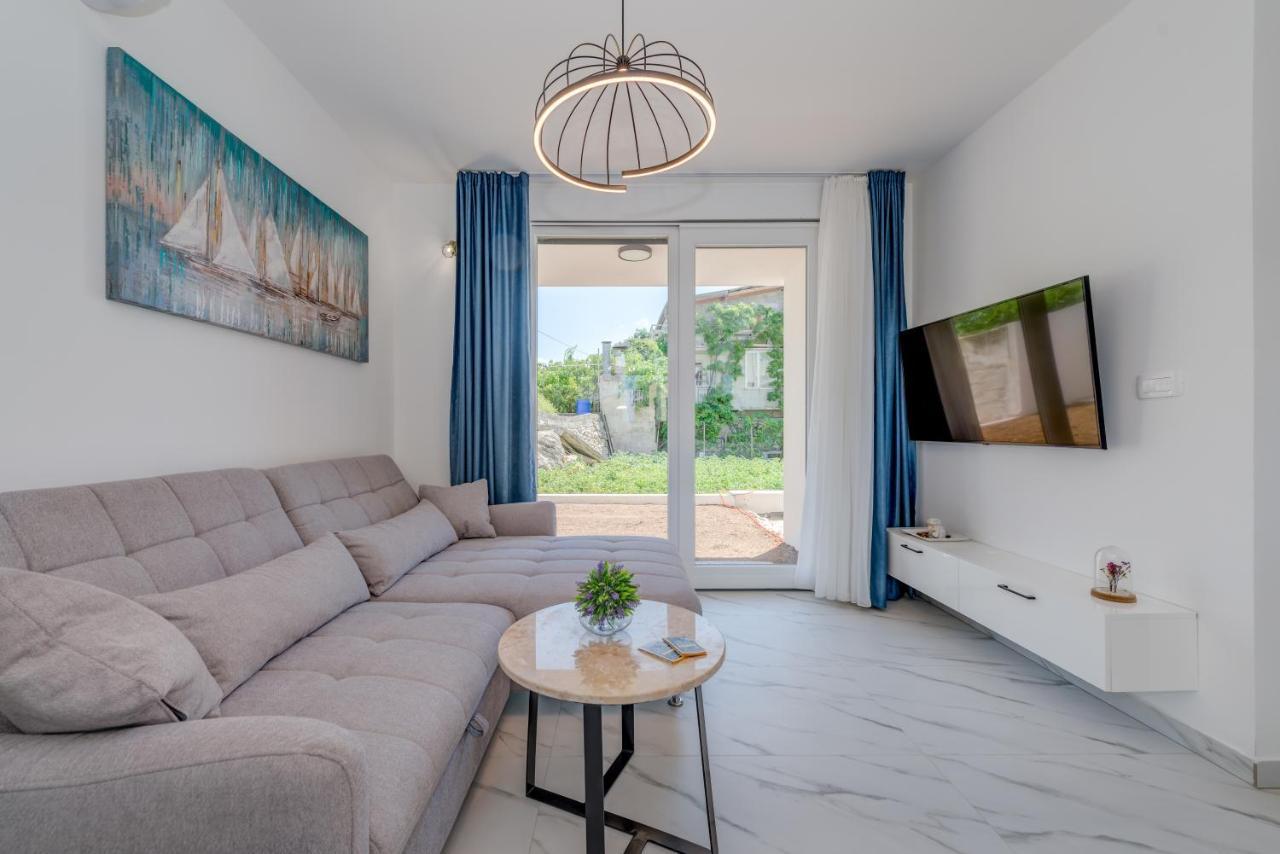 Luxury Giga Appartement *