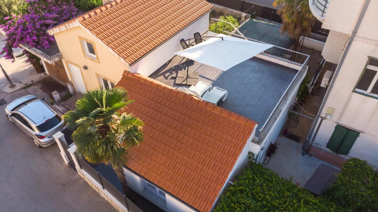 Apartment Private House With Garden Near The Bacvice Beach - Ksenia Split