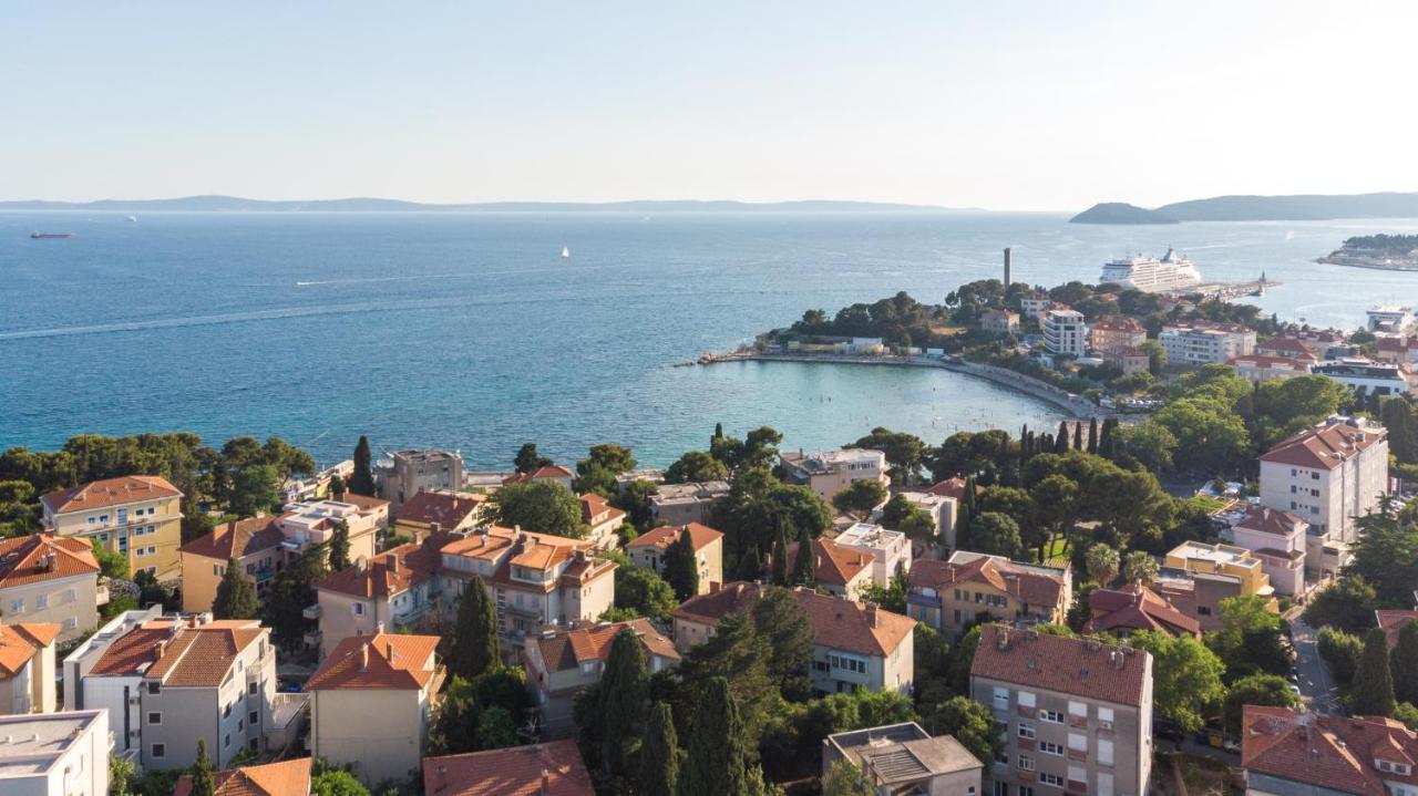 Private House With Garden Near The Bacvice Beach - Ksenia Apartment Split