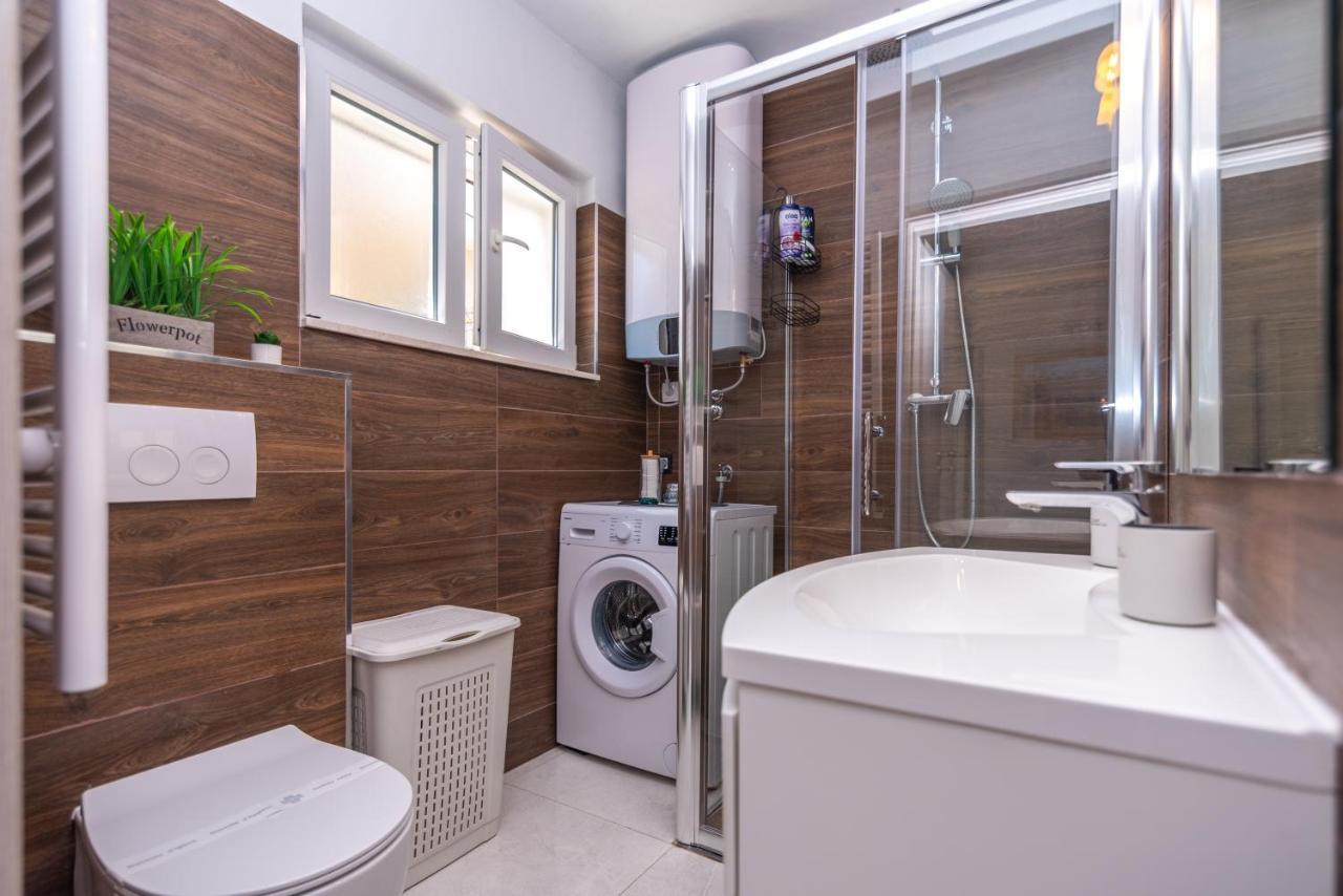 Apartment Private House With Garden Near The Bacvice Beach - Ksenia *