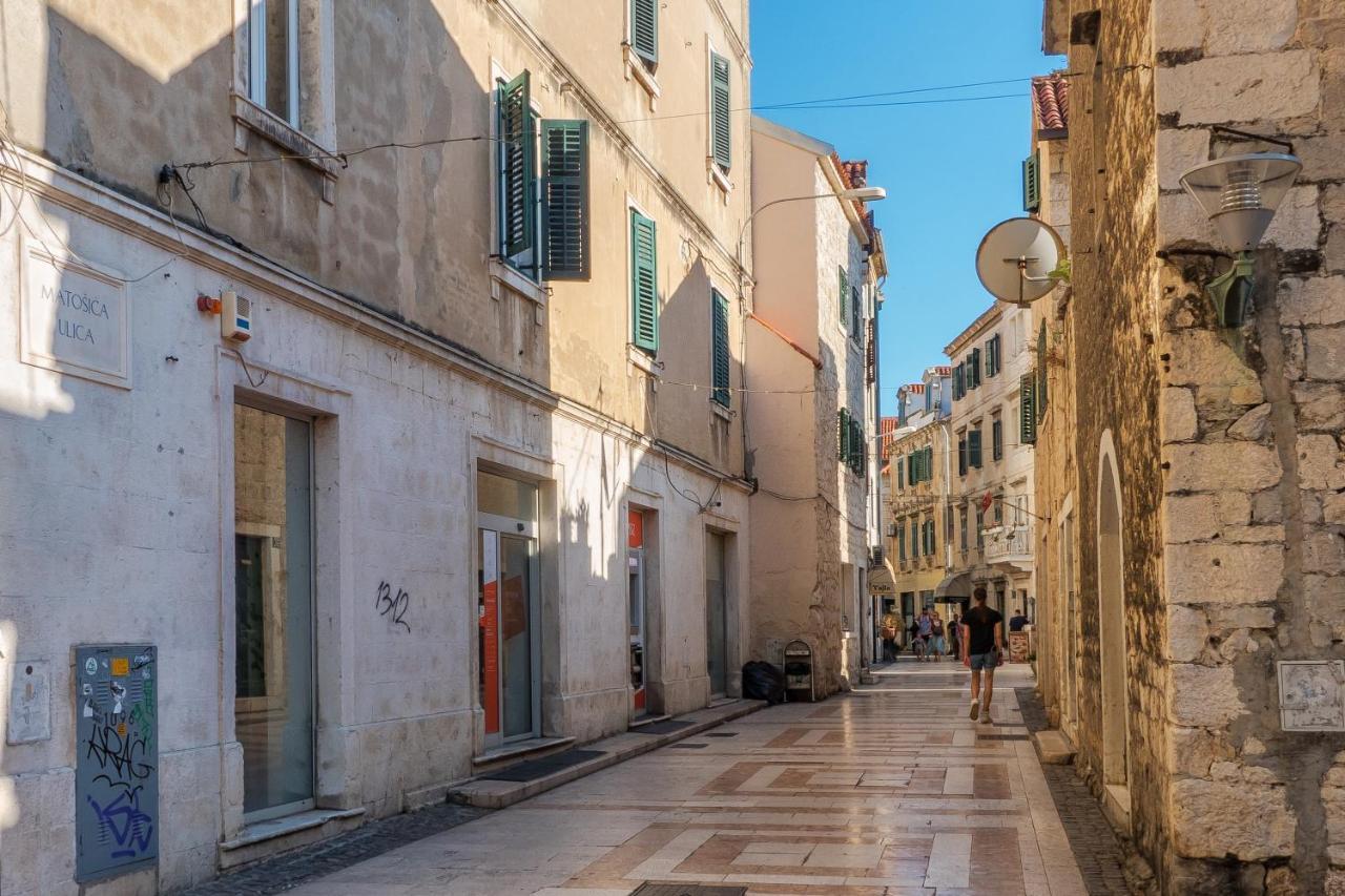 Queen Teuta In The Heart Of Historical Heritage * Split