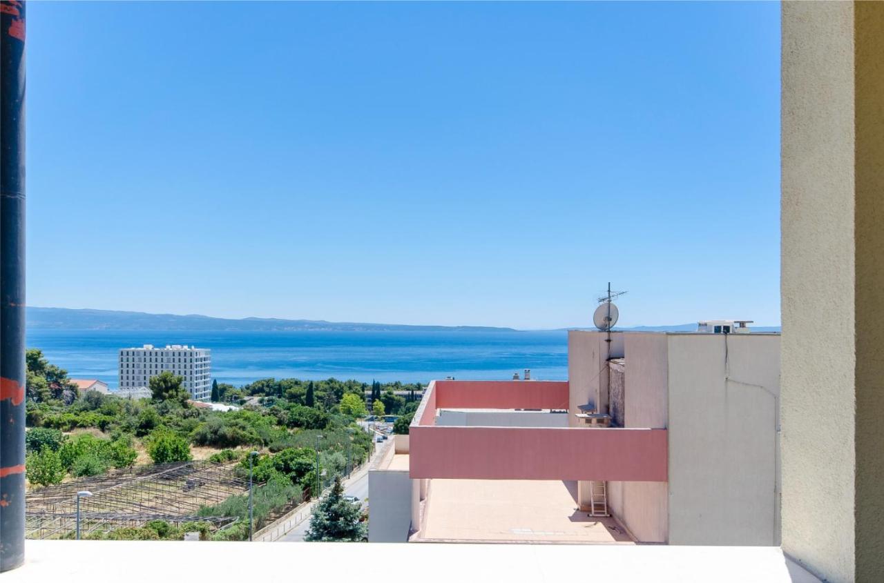 Modern Apartment With Sea View And Secure Garage *