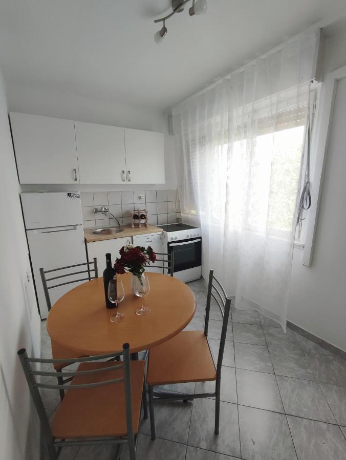 Lenka -split ,great Location Appartement *