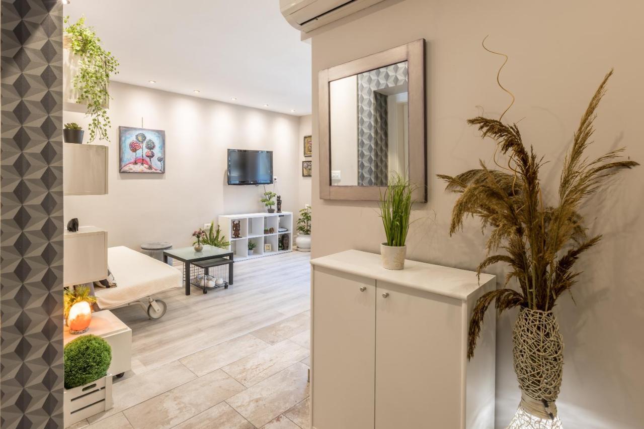 Artistic Chill Art 2+2.centar Of Split. Apartment *