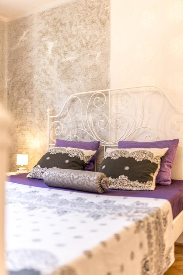 Apartment Artistic Chill Art 2+2.centar Of Split.