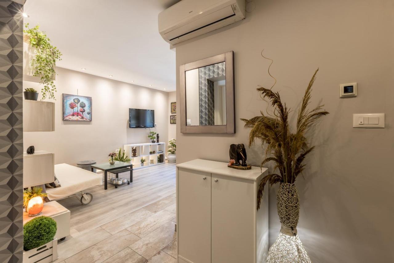 Artistic Chill Art 2+2.centar Of Split. Apartment *