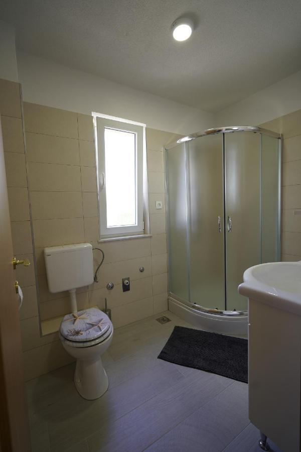 Studio Apartman M&f