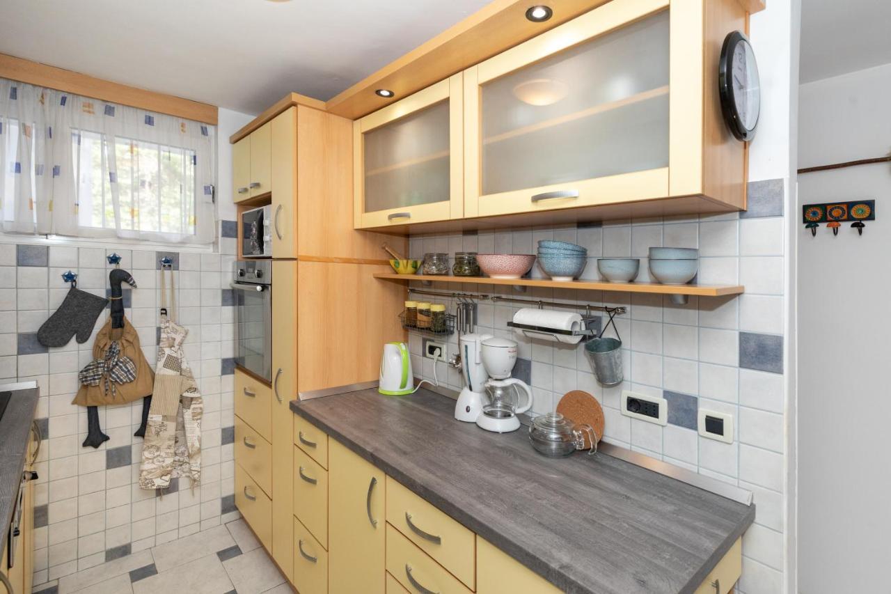 Apartman Spacious With Balcony & Walk To Old Town *
