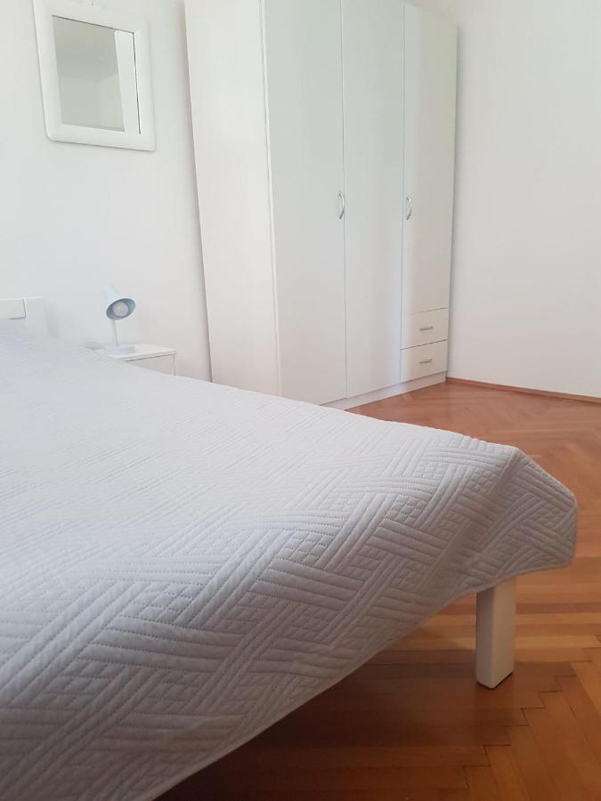 Park Apartment Split