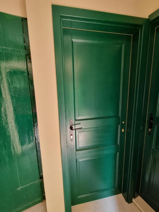 Rosalie Apartment Split