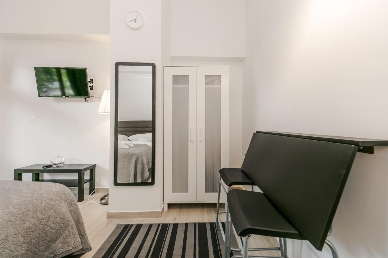 Palomia C Apartment *