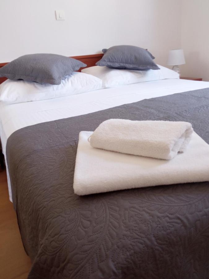 Apartamento Great Apartment, Free Parking In The Garage, Znjan *