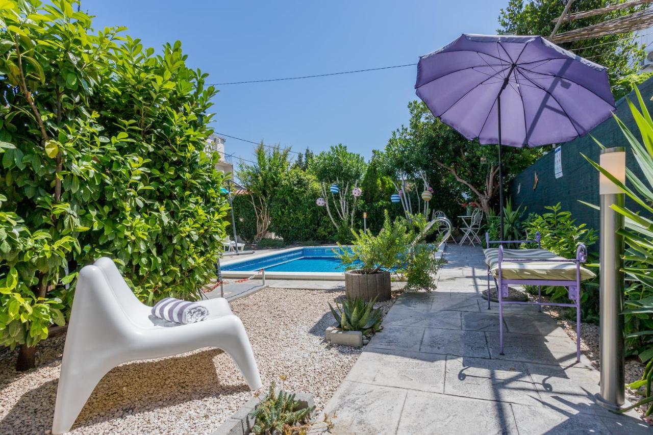 Dalmatian 230m2 With Pool And Garden Near The Old Town For Families Apartment