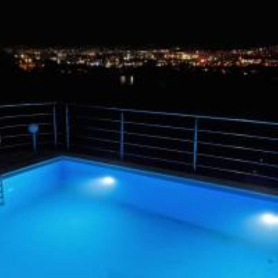 Aaa Anic Amazing Deluxe Apartment