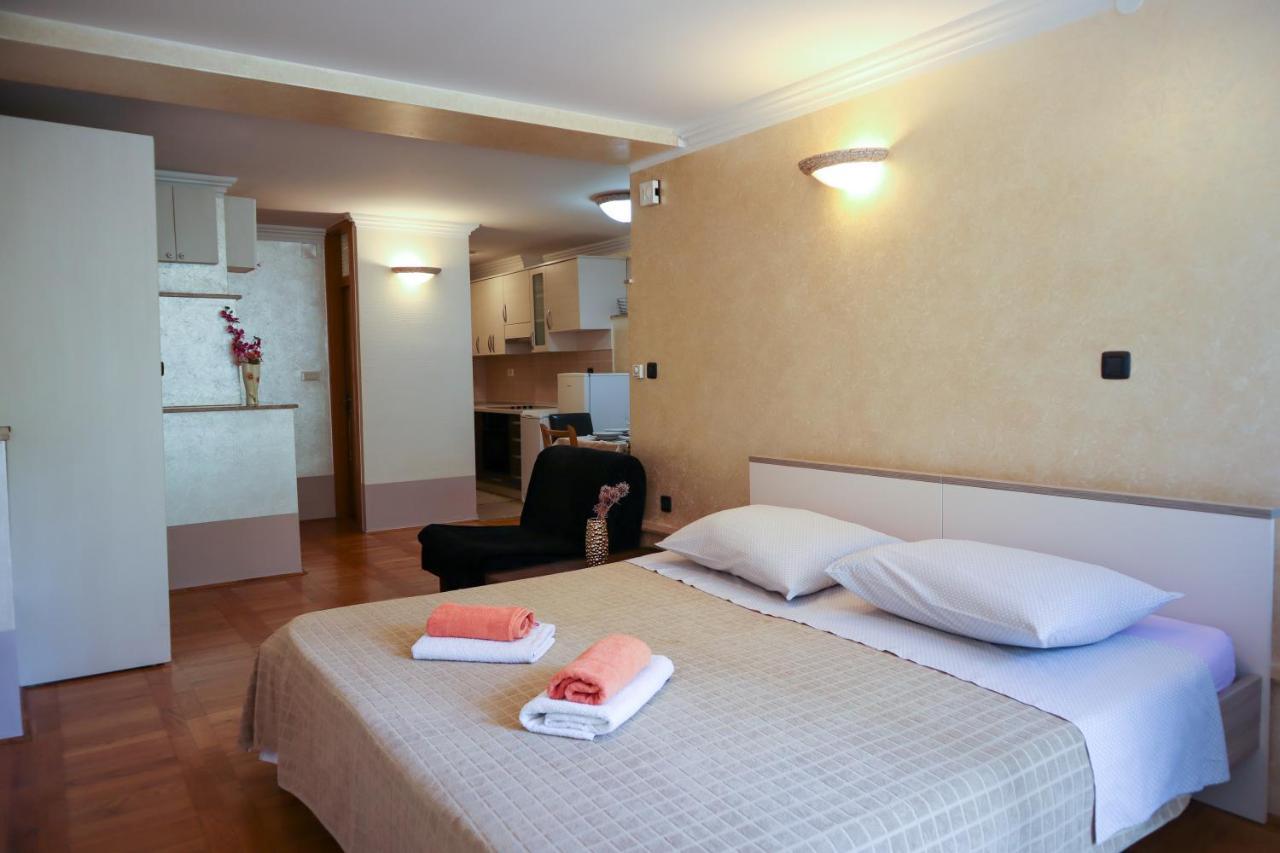 Apartment Okuka