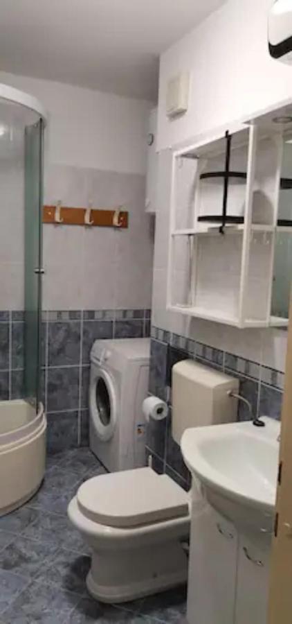 1 Bedroom Flat 15 Minutes From The Sea And Downtown