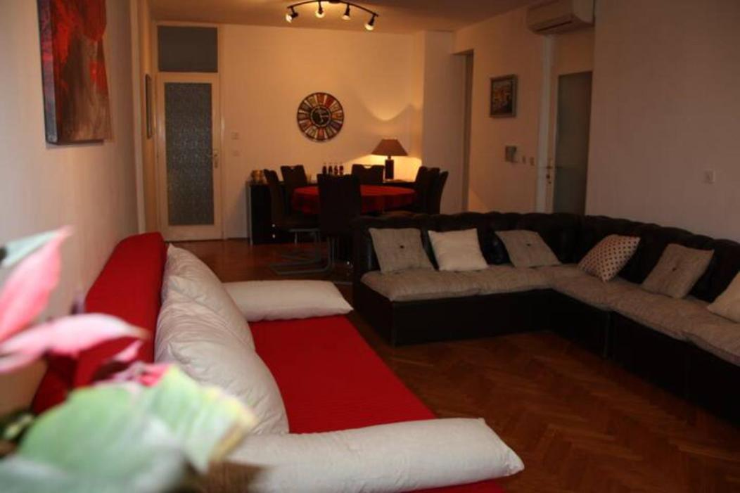 Lucius Apartment