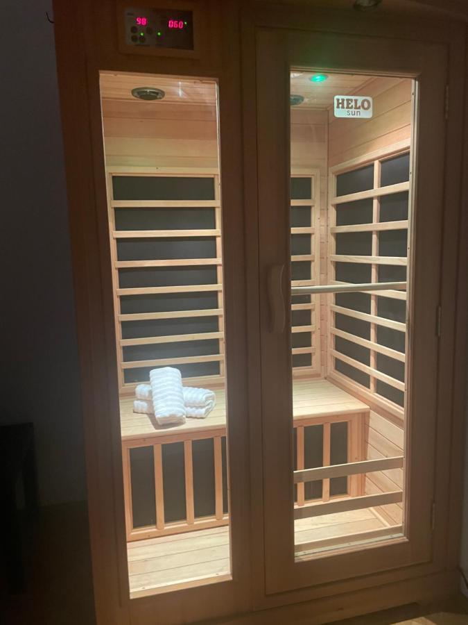 Apartment Edi, Spacious With Sauna And Balcony *