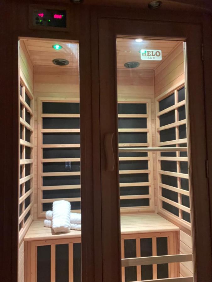 Edi, Spacious With Sauna And Balcony Apartment